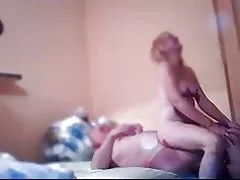 Panas sex di tempat tidur