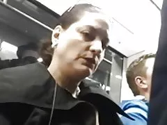 Dewasa wanita suka tonjolan..dia tidak akan berhenti mencari